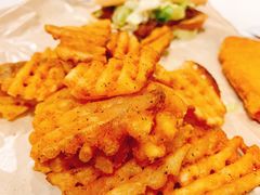 -麦当劳(宝山大厦店)