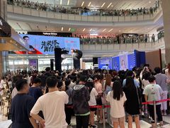 -上海来福士广场