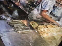 -禾诗夜市大饼油条(松江店)