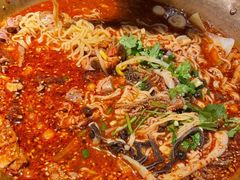 -张翻越·川渝冒菜·武汉黑鸭煲(城北万象城店)