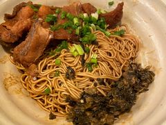 -佬钱湾仔(衣裳街店)