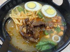 -桂在香知桂林米粉(红博中央公园店)