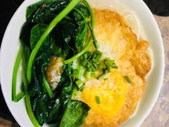 -沪小二炭火蛙锅(淮海中路美食不夜城店)