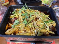 -干老庆贵州留一手烤鱼·地摊火锅(财经大学店)