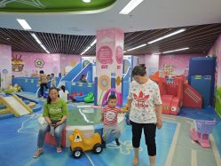 -孩子王童乐园(鹏瑞利青羊广场店)