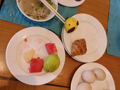 -亚龙湾希尔顿自助餐厅·海鲜·烧烤·沙滩BBQ·现场乐队