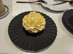 -潮一不贰·西式简餐·法式甜品(外滩店)