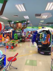 -莫莉幻想儿童乐园(武汉金银潭永旺店)