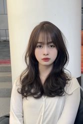 -妃格美发沙龙·烫发·染发