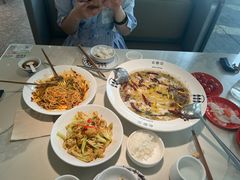 -渔语鱼酸菜鱼新川菜(来福士店)