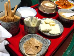 -九十九顶毡房(阜石路店)