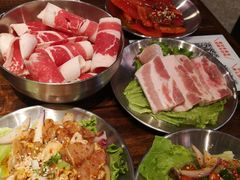 -悟能八戒烤肉自助(秦隆步行街店)