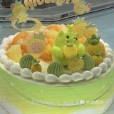 萌芽熊说：还有比我更可爱的蛋糕吗？