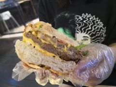 -龙治汉堡(中华城店)