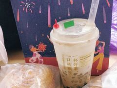 -奈雪的茶(市百一店)