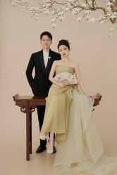 -雪中彩影婚纱摄影·微光艺术中心