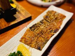 盐烤三文鱼皮-鳗鱼家·深夜食堂(军博店)