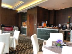 -珠海拱北口岸富华里中海雅高铂尔曼酒店