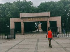 -上海市龙华烈士陵园