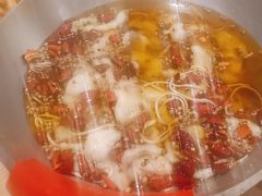 -渝信川菜 · 川味家常菜(财富购物中心店)