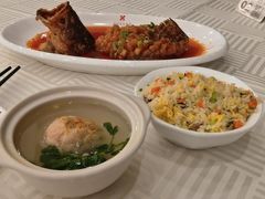 蟹粉狮子头-怡园饭店-餐厅(四望亭店)