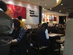 大堂-必胜客(百联又一城店)