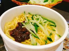 炸酱面-阿里郎