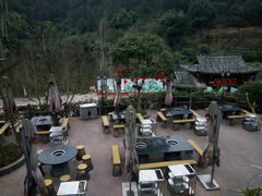 -楠柏弯休闲山庄(梨花溪店)
