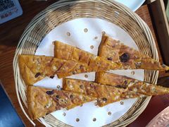 -菌自由丨野生菌火锅特色庭院餐厅(丽江古城店)