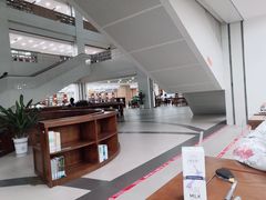 -公益图书馆(江南大学店)