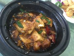 砂锅豆腐-添福来墨鱼饺子 · 海鲜东北菜(大连星海·黄浦路店)