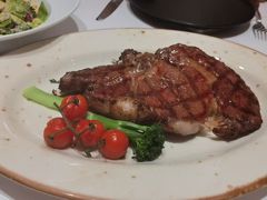 -马克西姆俄罗斯餐厅(通亚街店)