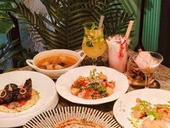 -SHADOWS•Bistro&Eatery(安福路店)