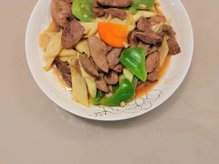 -爱贝尔高端月嫂(母婴护理)