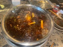 -肖肖酸萝卜鱼火锅(总店)