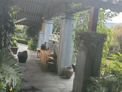 -腾冲洞山温泉村