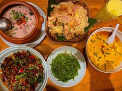 -老滇山寨•云南特色菜•地方菜•民族风情歌舞表演(金碧店)