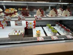 -花花卷卷·鲜食蛋糕(静安久光百货店)
