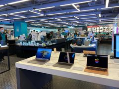 -百老汇(海港城海洋中心店)