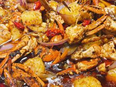 -休记光头香辣蟹干锅店(衣冠庙店)