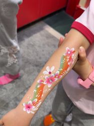 -奈尔宝家庭中心·亲子餐厅(华采天地店)