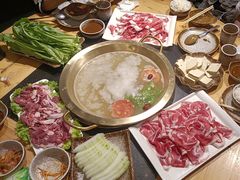 -顶顶汤火牛排火锅·经典铜锅涮肉