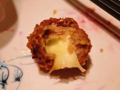 含有芝士的干炸丸子-小大董·烤鸭(五棵松店)