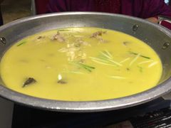 -巴陵全鱼席(湖南老字号汴河街店 )