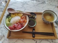 -自由之丘