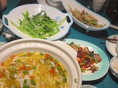 -呷湘厨·鱼汤捞饭·剁椒鱼头·辣椒炒肉(国家会展中心店)