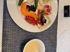 -怡聚轩全日制自助餐厅(大中华喜来登酒店)