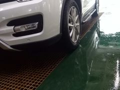 -蜂鸟快修喷漆钣喷汽修旗舰工厂(军工路店)