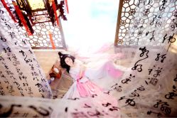 点击看大图 -九月鹰飞汉服摄影工作室