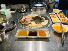 -韩聚屋韩国烤肉餐厅(新北万达店)